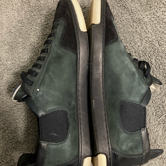 Authentic Louis Vuitton Slalom sneaker size 8 1/2 LV - Picture 9 of 13